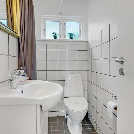 펜션 2 Bedroom Stunning In Vaeggerlose *